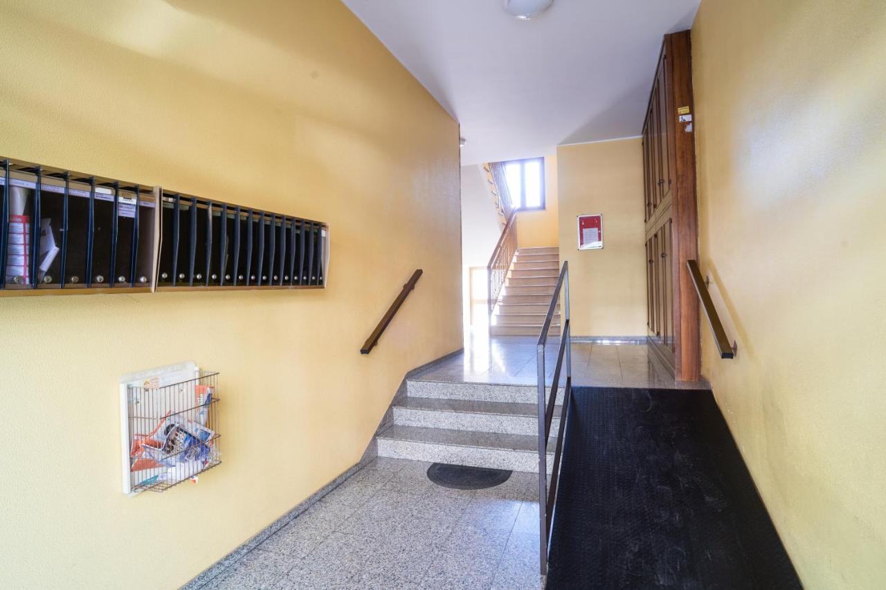 Dimora Montereale Near The Sea Apartman Trani Kültér fotó